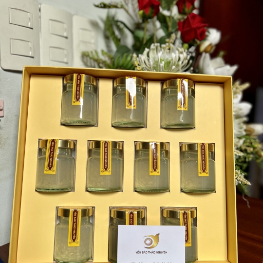 Hộp yến chưng sẵn 10 chai - 75ml