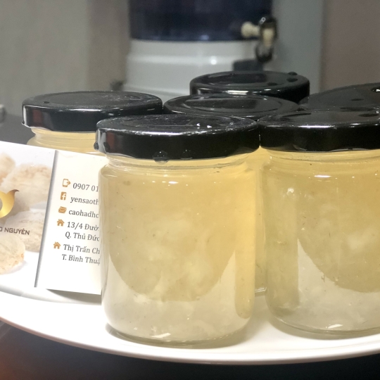 Yến tươi chưng thủ công - vị lá dứa - chai 100ml