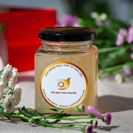 Yến tươi chưng thủ công - vị lá dứa - chai 100ml