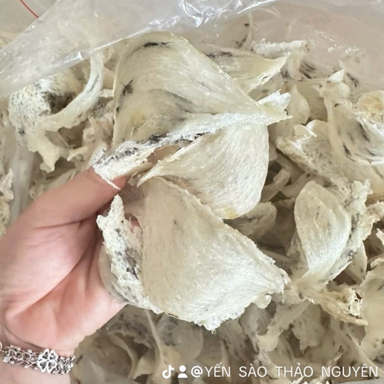 Yến rút lông khô 100gr