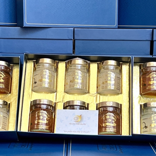 Hộp 6 chai yến chưng sẵn - 75ml